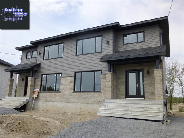 Property 732g Rue Jolliet main img