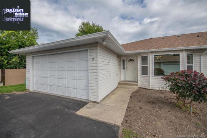 Property #7 501 Kildonan Avenue main img