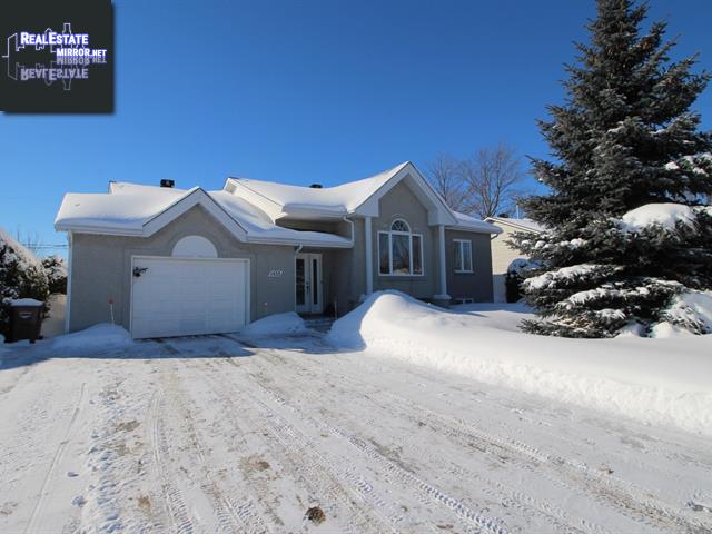 Property 1455 Rue Antonio-Lambert main img