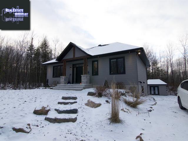 Property 1784 Rue Du Vignoble main img