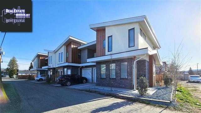 Property #2 734 Kinnear Avenue img1