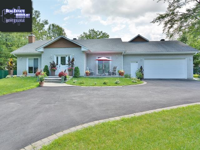 Property 1881 Av. Garden main img
