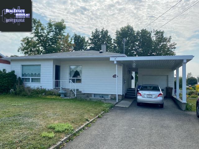 Property 1790 Rue St-Jean-Baptiste main img