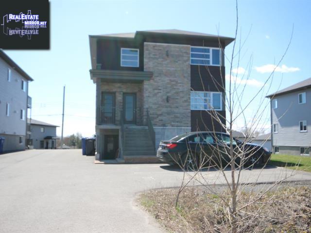 Property 779-783 Rue De Martigny O. main img
