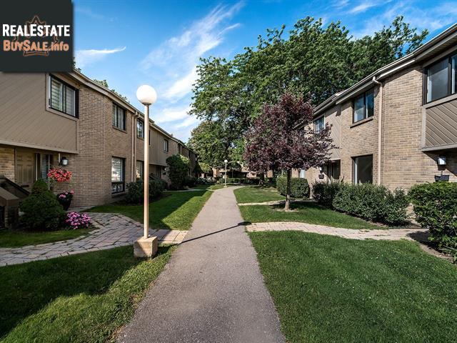 Property #21-555 Montrose Drive img1