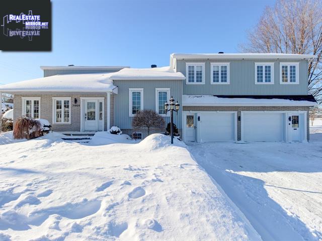 Property 3060 Boul. De Port-Royal main img