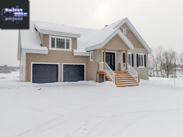 Property 4940 Av. Nicolas-Perrot main img