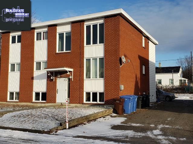 Property 345 Rue Bouchard main img