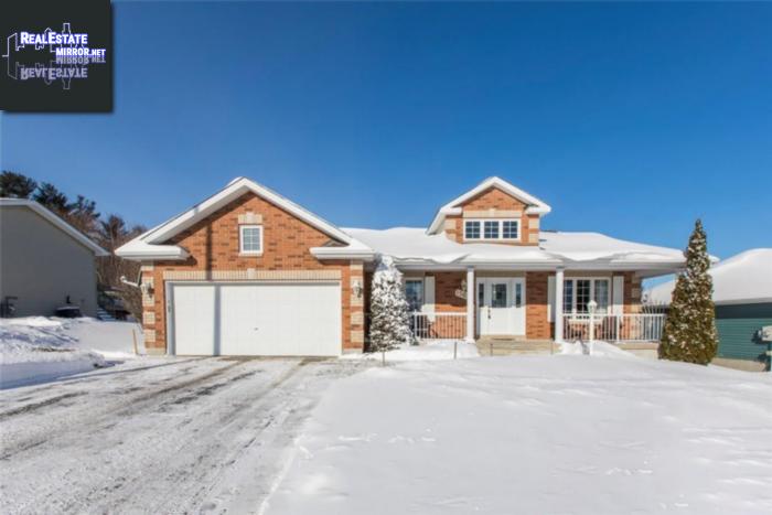 Property 1103 Des Pins Avenue main img