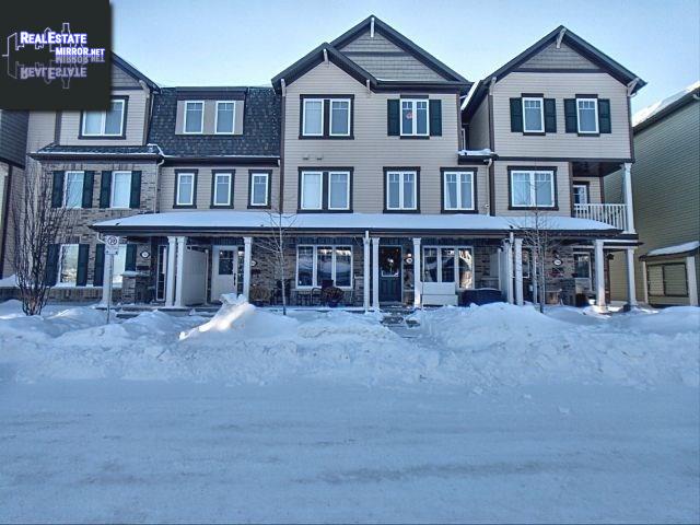 Property 706 Maloja Way main img