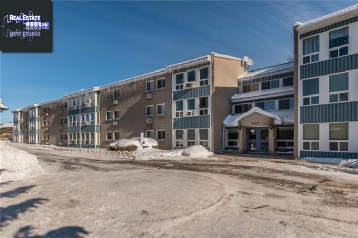 Property 820 Laurier Boulevard Unit#211 main img
