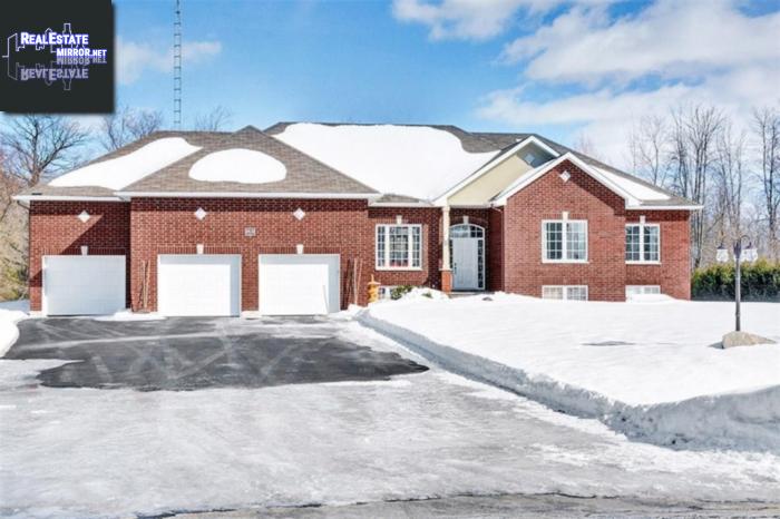 Property 2531 Kearns Way main img