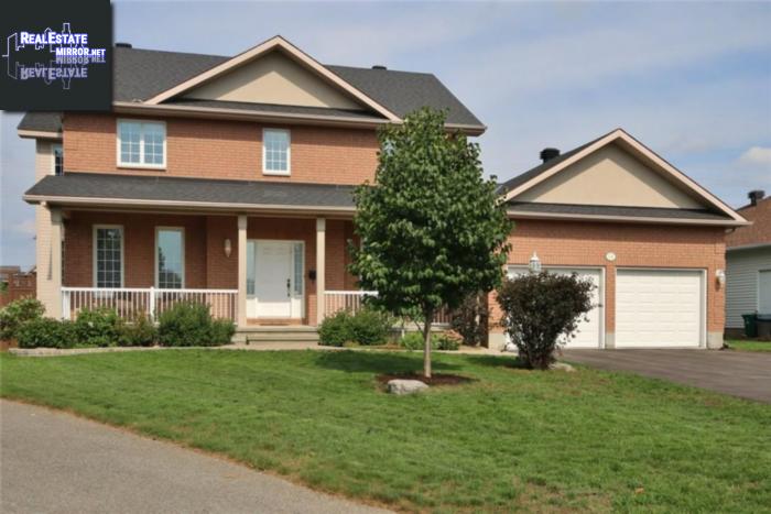 Property 15 Kinalea Crescent main img