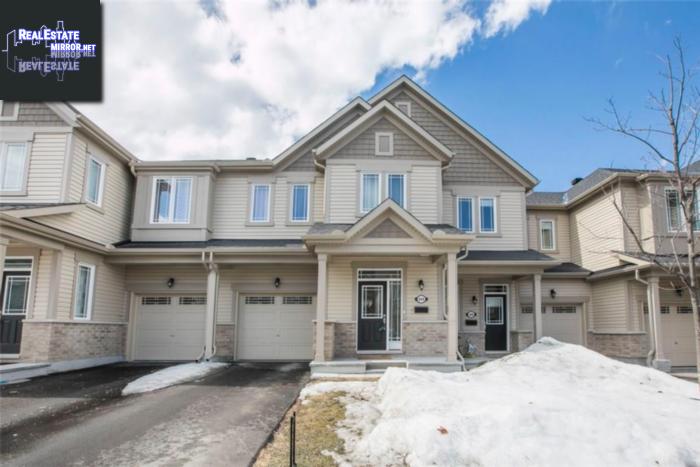 Property 444 Meadowbreeze Drive main img