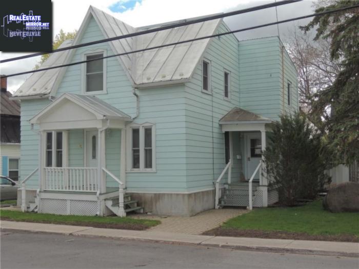 Property 164 Bishop St S Street S main img