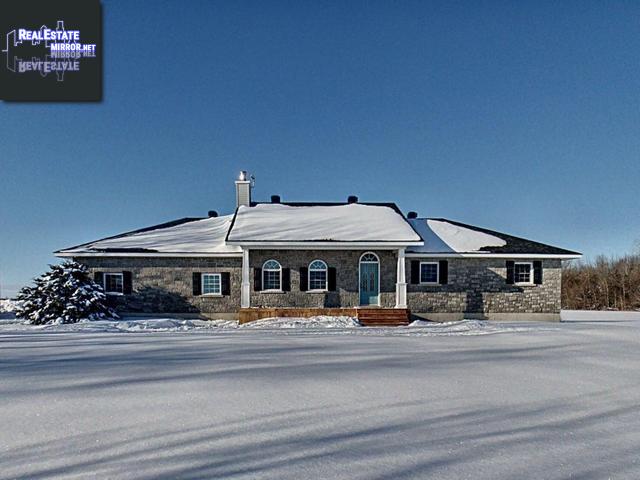 Property 1600 South Russell Road main img