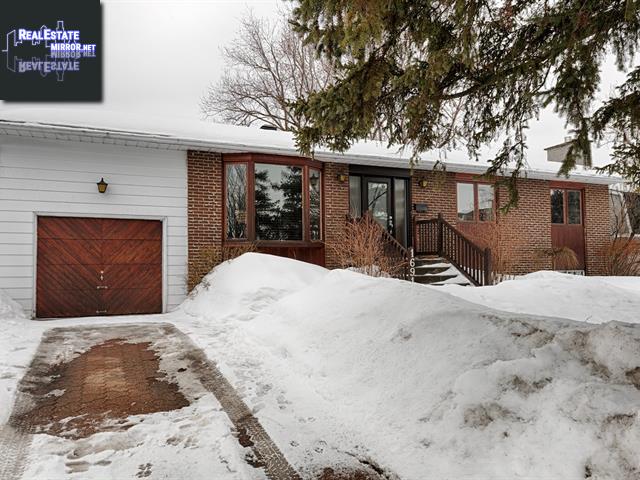 Property 1691 Rue Loyseau main img