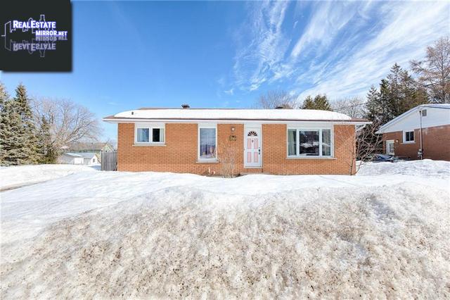 Property 26 Selkirk Street main img