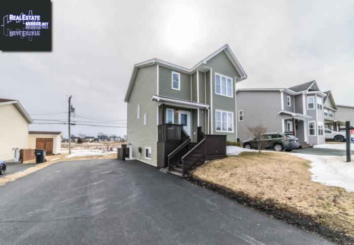 Property 7 Country Grove Place main img