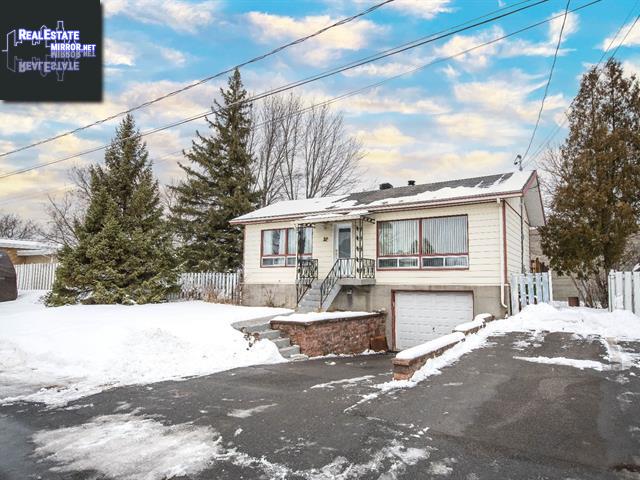 Property 32 Rue Sambault main img