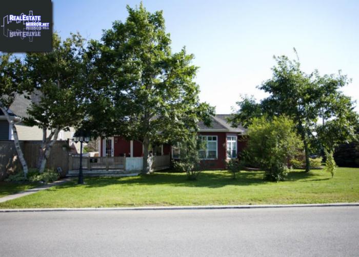 Property 38 Pleasant Avenue main img