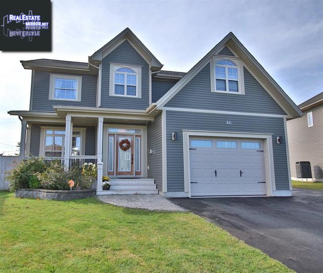 Property 52 Kenai Crescent main img