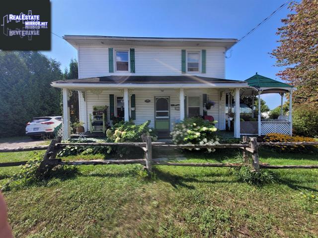 Property 251 Route Du Canton main img
