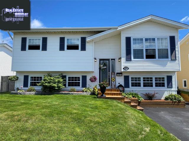 Property 226 Frecker Drive main img