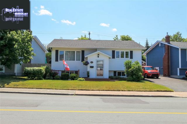Property 363 Newfoundland Drive main img