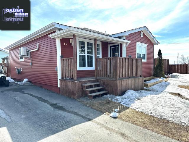 Property 13 Elliott Street main img
