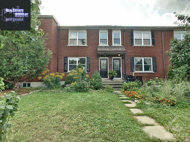 Property 1232 Summerville Avenue main img