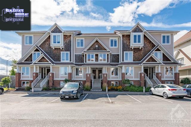 Property 84 Crosby Private main img
