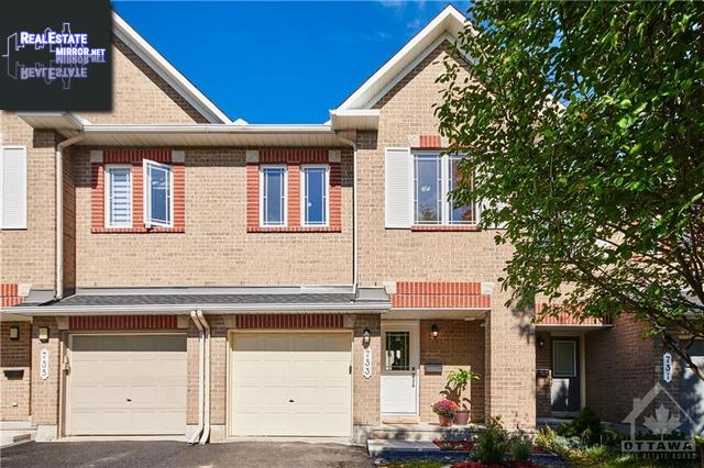 Property 733 Crowberry Street main img