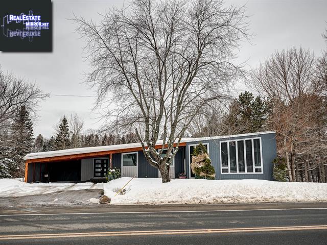 Property 492 Av. Desjardins main img