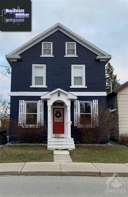 Property 241 Bell Street main img