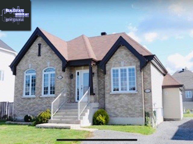 Property 14155z-14157z Rue Germaine-Guevremont main img