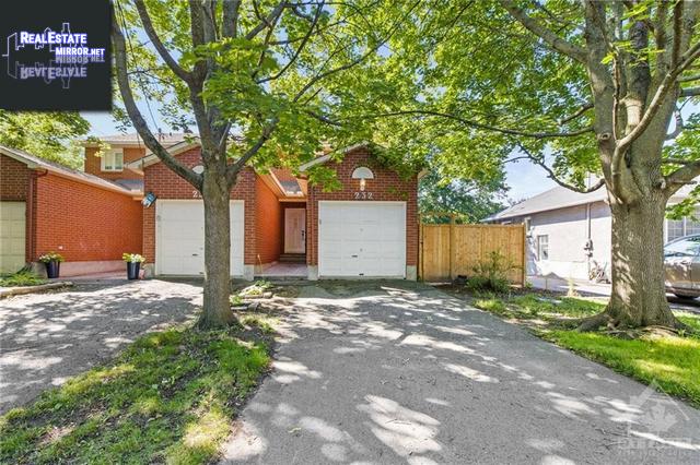 Property 232 Currell Avenue main img