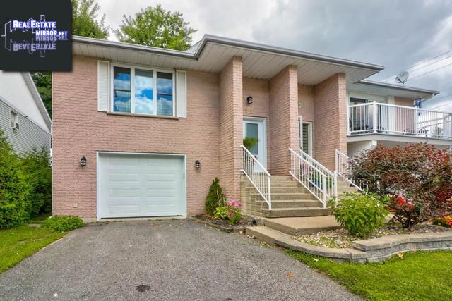 Property 711 Berthiaume Street main img