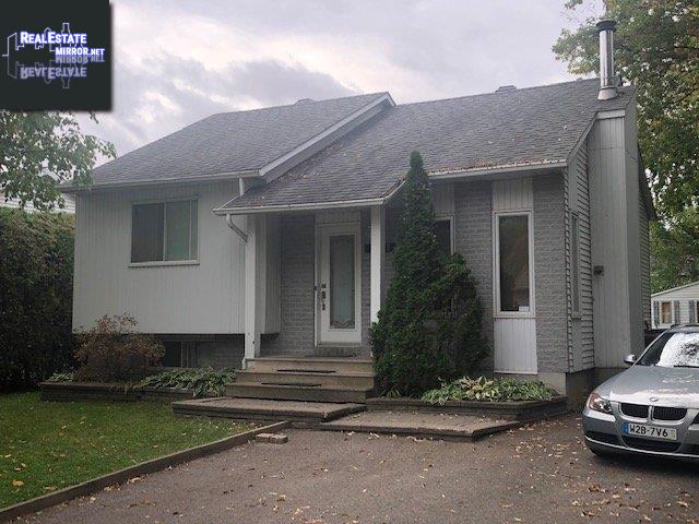 Property 1497 Rue Jean-Giono main img