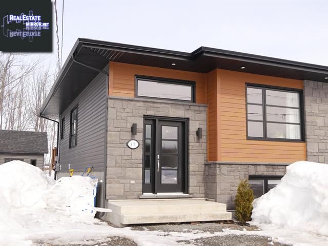 Property 49 Rue Philippe-Landry main img