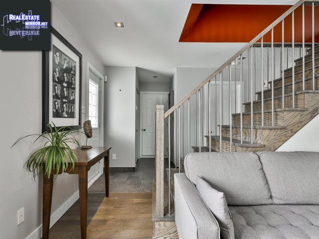 Property 604 Av. Adrien-Chartrand img1