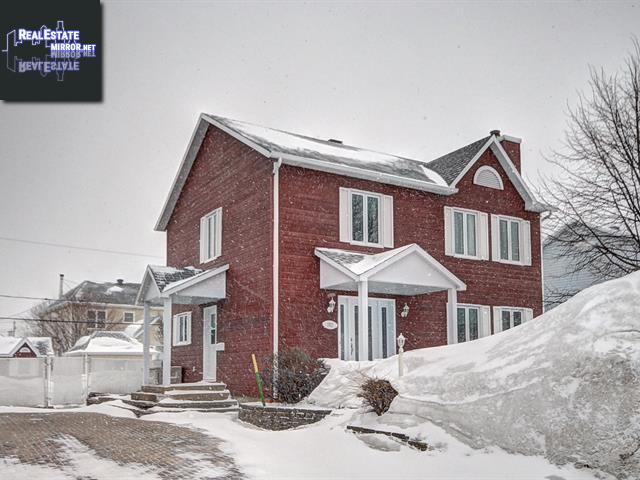 Property 1921 Rue Victor-L.-Laurin main img