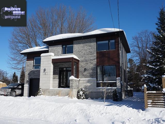 Property 57 Rue Deslauriers main img