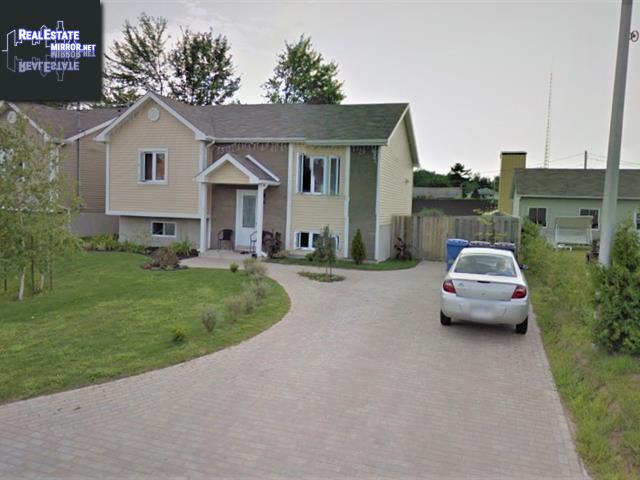 Property 675 Rue Champlain main img