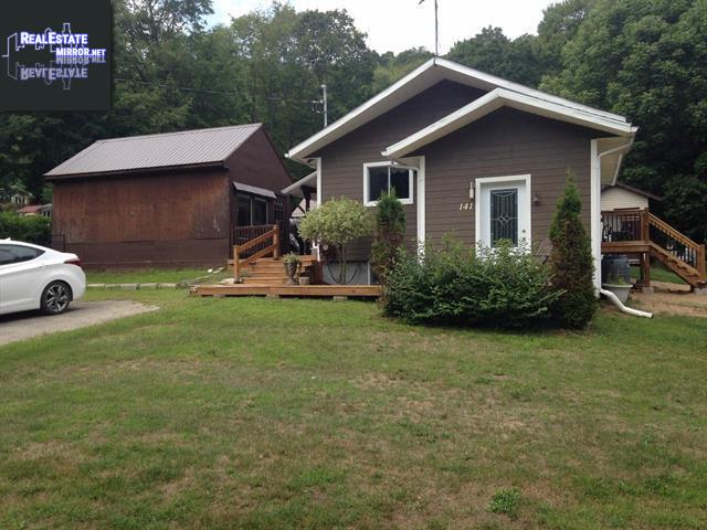 Property 141 Rue Anick main img