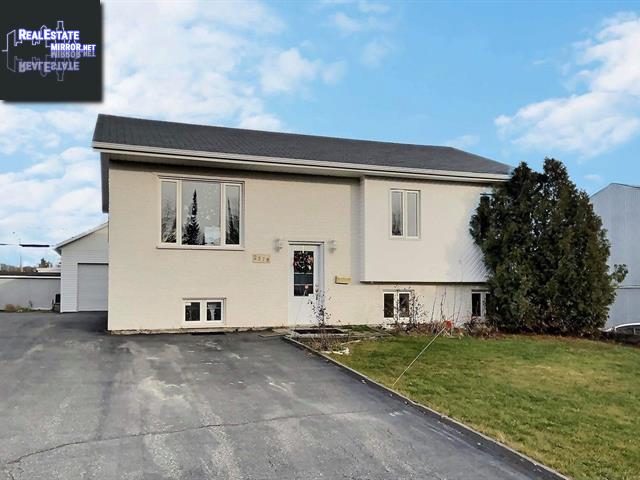 Property 2978 Rue Amulet main img