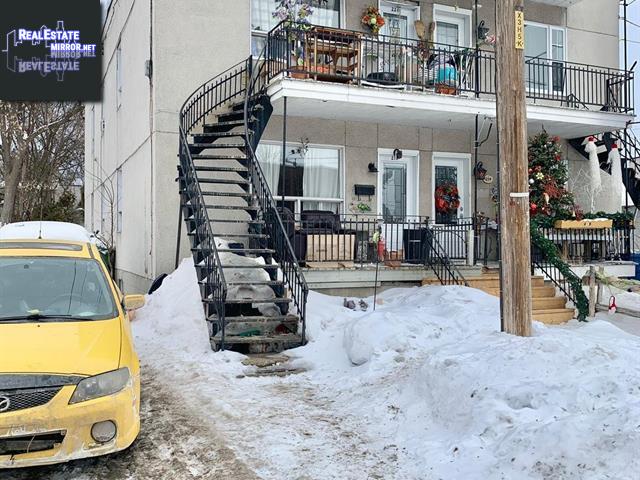 Property 218-220 Rue Lebeau main img