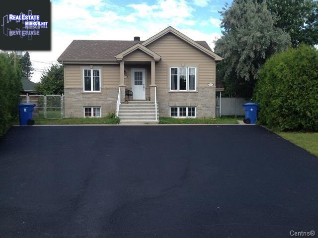 Property 81-83 Rue Du Domaine-Cache main img