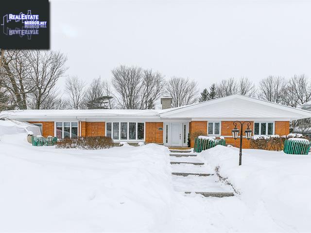Property 215 Rue Royer main img