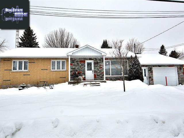 Property 332 Rue Lamoureux main img